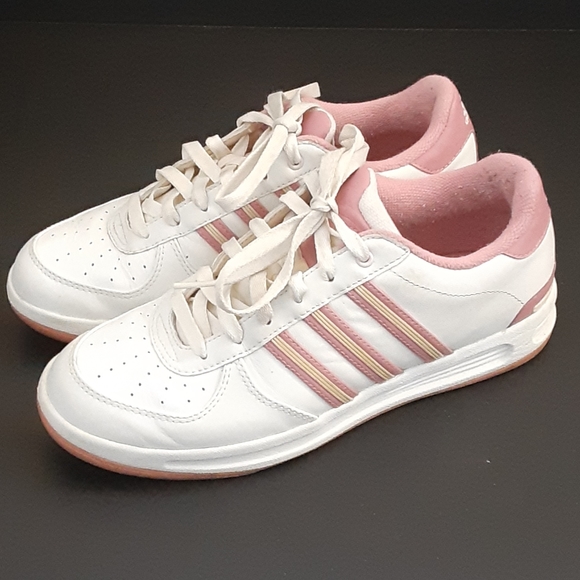 adidas Shoes - 2004 Adidas sneakers size 9